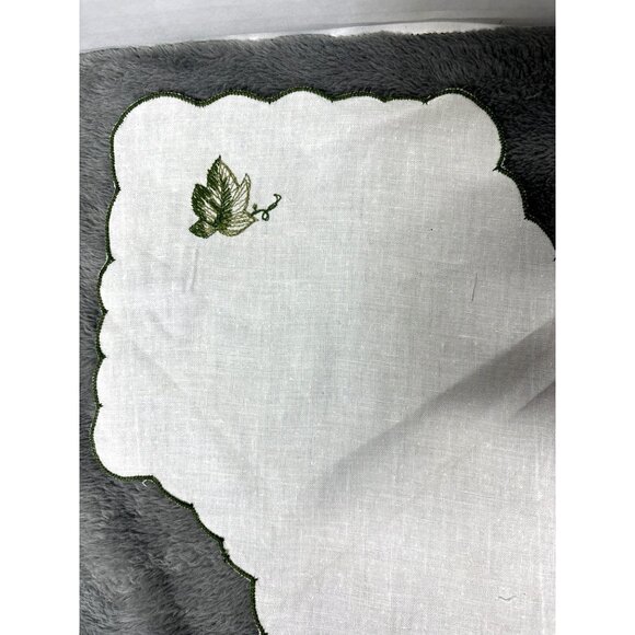 Vtg Embroidered Hndmde Linen Tablecloth 17x17 Square Cottage Country Core Fruits - Picture 7 of 9
